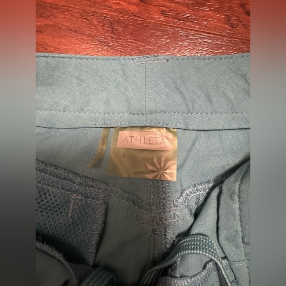 Athleta Womens Low Rise Dipper Cargo Bootcut Hiking
Pants Turquoise size 2 - Picture 5 of 8
